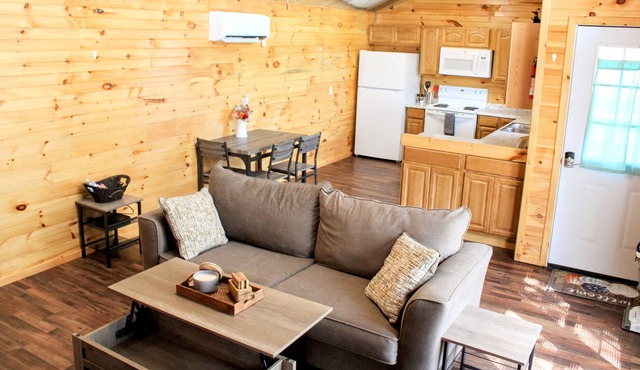 Eagles Nest, Tiny Home at Tiny Acres