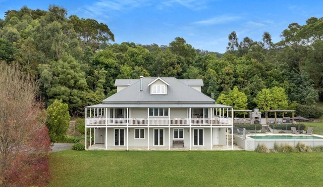 Eagles Rise - Classically Designed Country Home