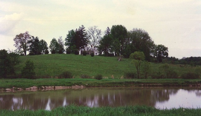 Early 18th Century Stone House Getaway