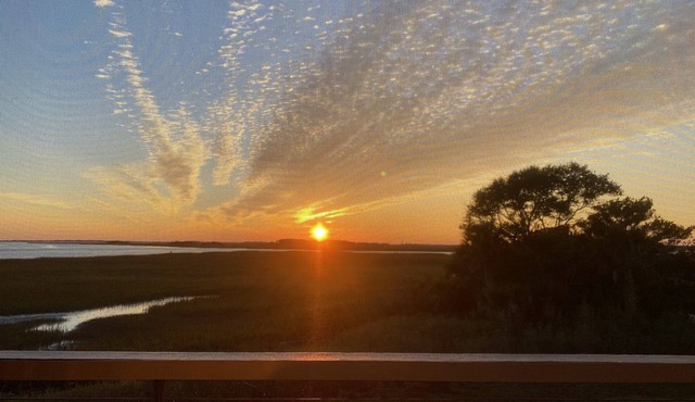 Early Booking Discount! Perfect Location with Beautiful Water & Sunset Views!