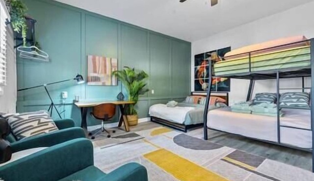 East ATL Retreat – Spacious Getaway (10 Guests)