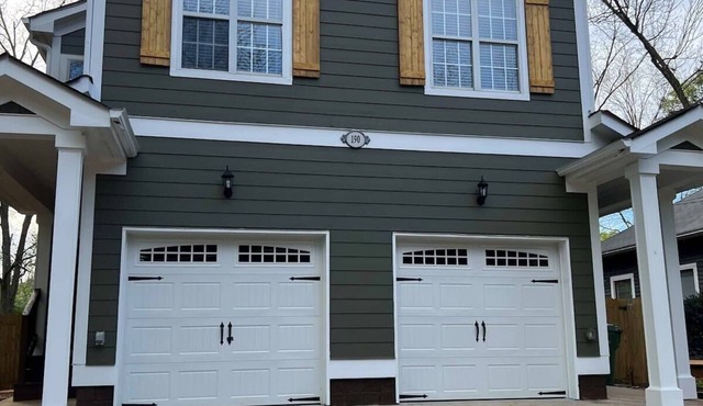 East ATL Style Stay |Quick Stadium Access|3BR Home