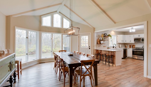 East Aurora Home ~ 18 Mi to Downtown Buffalo!