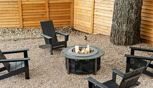 East Austin Oasis | Hot/Cold Plunge + Group Ready