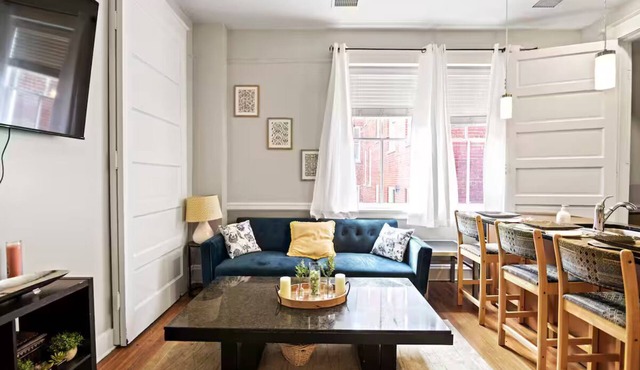 East Clay Street Lofts Apt 5 - Convention Center