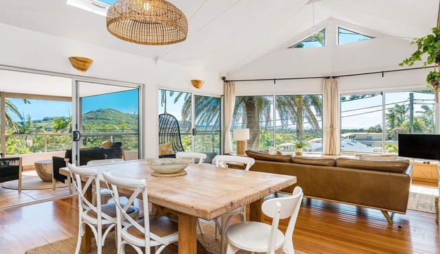 EAST COAST ESCAPES | Lighthouse Lodge