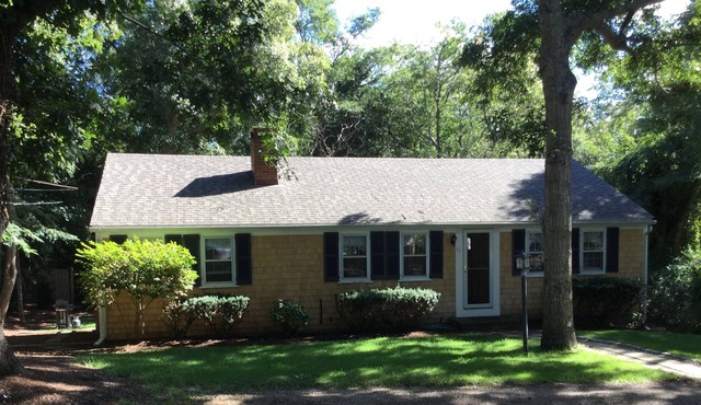 East Dennis , Ma Vacation Home , cent a/c .Walking Distance to Cape Cod bay Beac