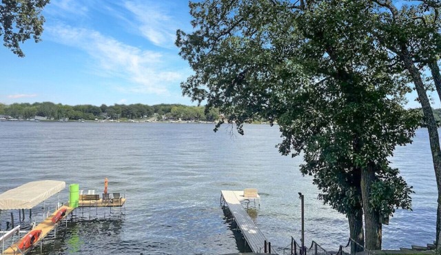 East Haven on East Lake Okoboji
