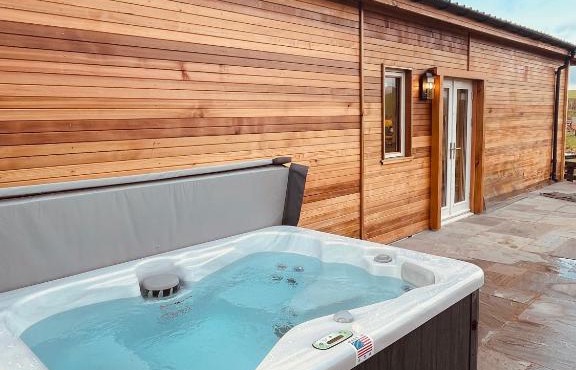 East Learmouth Lakeside Lodges - Larch Lodge