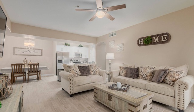 EAST MESA LUXURIOUS, FULLY FURNISHED VACATION OR SHORT TERM RENTAL