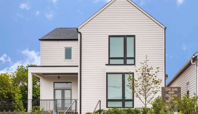 East Nash Stay Near Hotspots