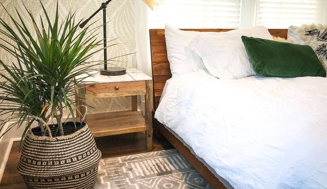 East Nashville - Private Entrance Suite By Park