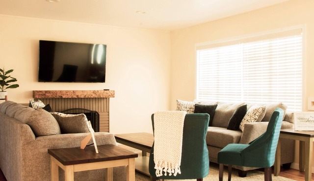 East of Eden - Beautiful Home Near Monterey Bay