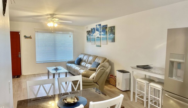 (East of US1) Walk to the Beach! (0.7 mile to beach)