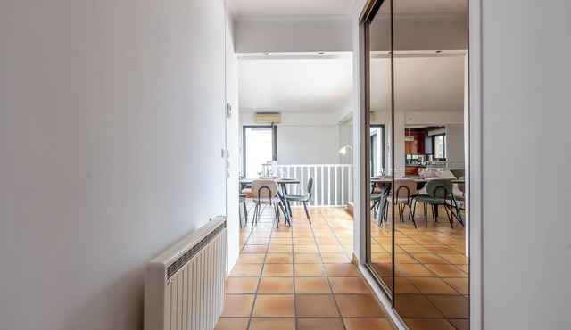 East Paris rooftop apartment