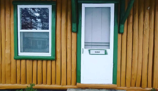 East Tawas 1 bedroom Sumac cabin