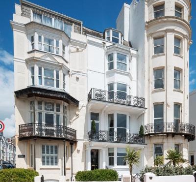 Eastcliff House & The Art Deco Flat