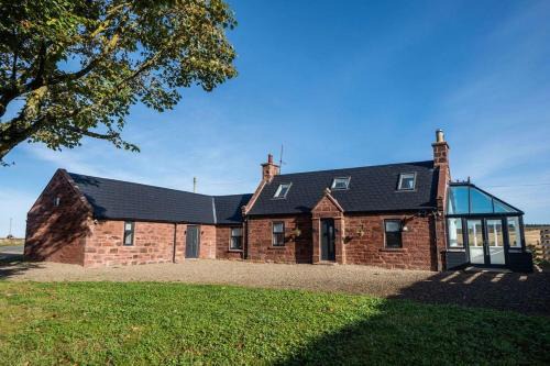 Easter Cottage -4 Bed Converted Barn Cottage