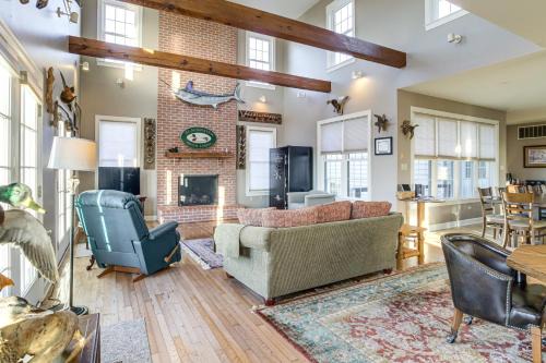 Eastern Shore Group Getaway! Riverfront Home