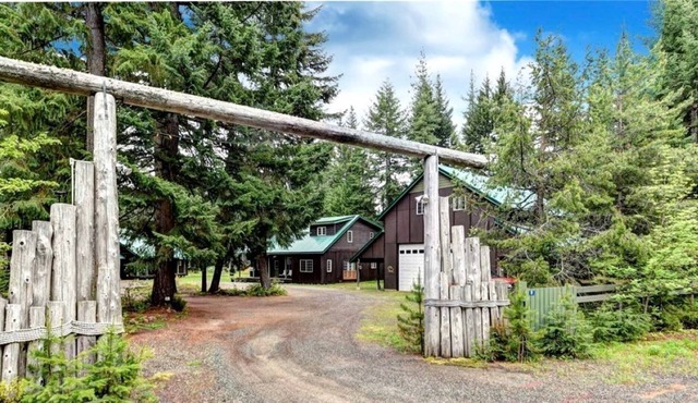 Easton Pines Retreat - Great for large groups / Family and Pet Friendly