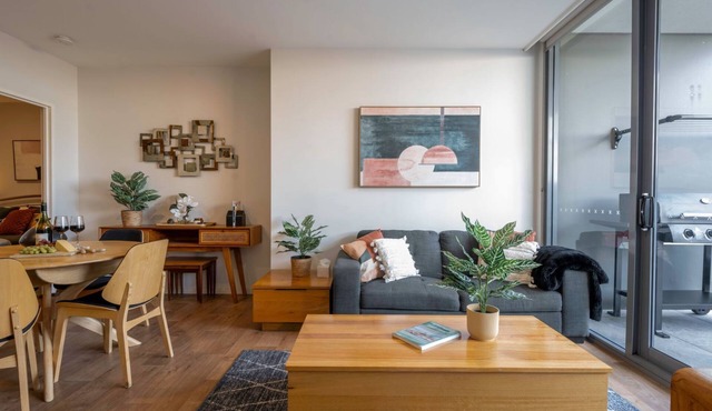 Eastside apartment - Charlestown