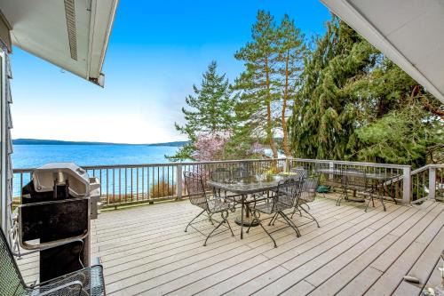 Eastside Beachside Greenbank Getaway