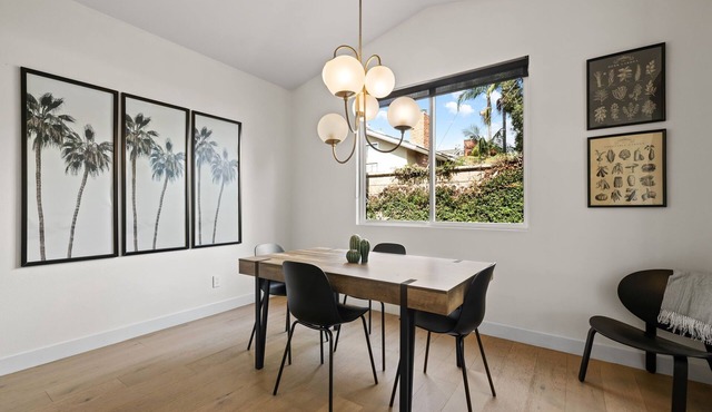 Eastside Costa Mesa Home Walking Distance to Back Bay Newport Beach