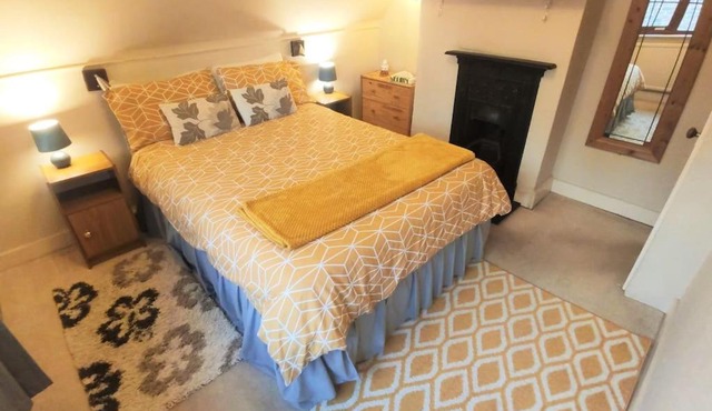 Eastwood Cottage - Forest Row