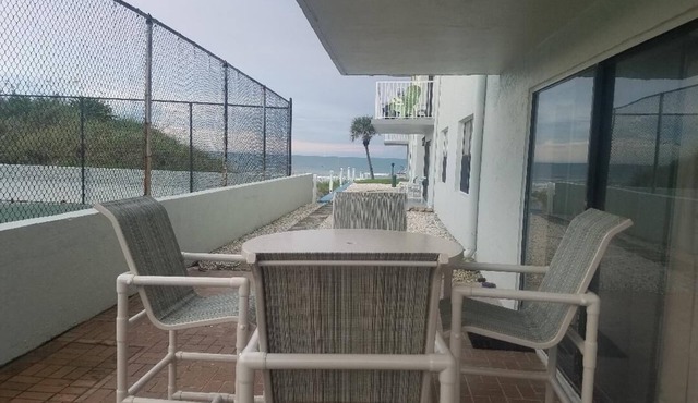 Easy access ground floor unit close to parking lot, conveniently located to all NSB has to offer