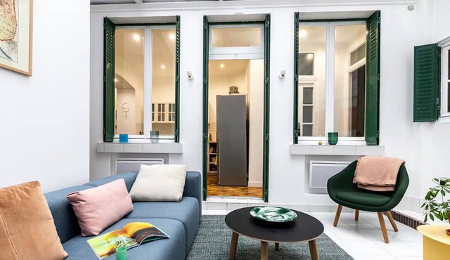 Easy access, quite area 1 bedroom with one bathroom