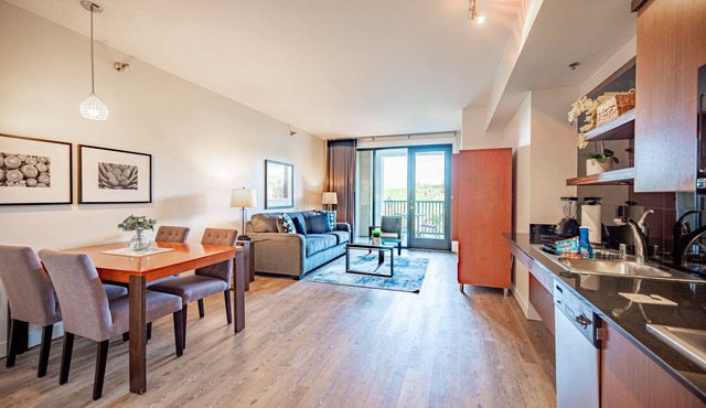 Easy Access Suite with Lake Views!