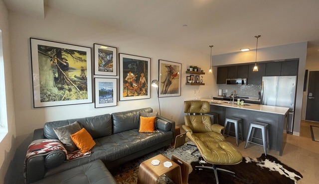 Easy Access to all things Bozeman - with indoor parking!