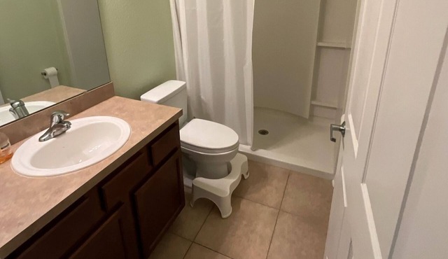 Easy, Comfortable Living in Sunny St. Augustine Only 5 Miles to Beach