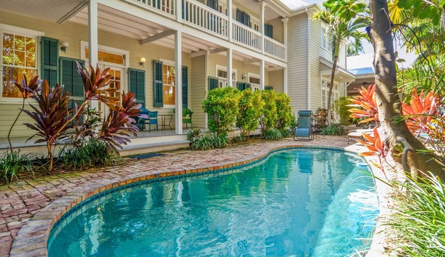 Easy Livin' by AvantStay | Key West Home w/Pool & BBQ | Month Long Stays Only
