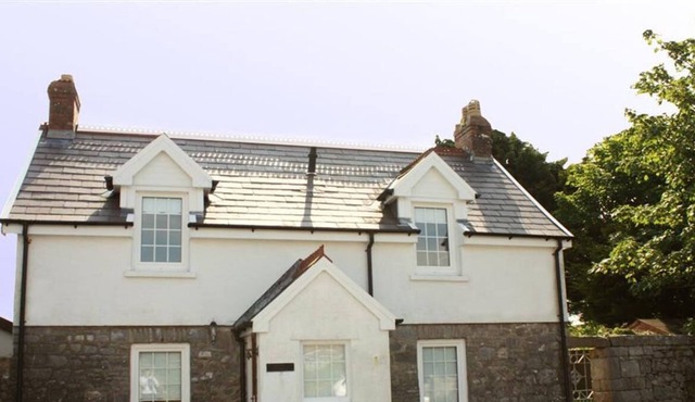 Eaton Cottage in the beautiful Manorbier