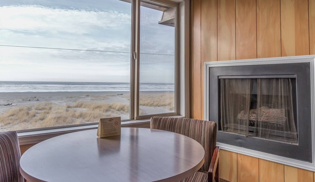 Ebb Tide Oceanfront Inn