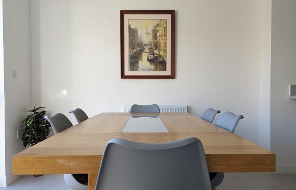 Ebbsfleet Valley Home