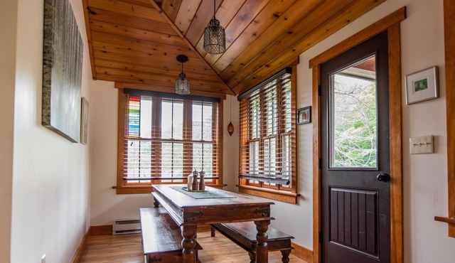 "Ebenshire" in Eagles Mere