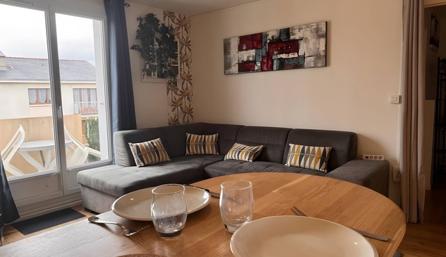 Eblé Apartment T5 Near Train Station – Sleeps 7