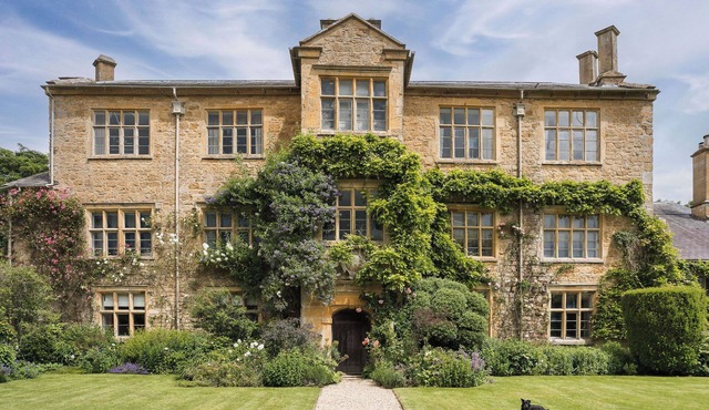 Ebrington Manor, a stunning Cotswold manor house