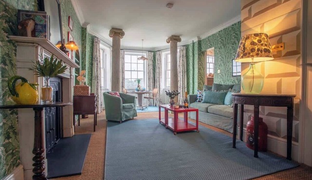 Eccentric Magnificence