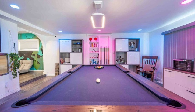 Eccentric Studio On The River