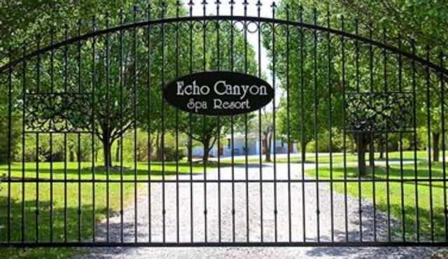 Echo Canyon Spa Resort (Adults Only)