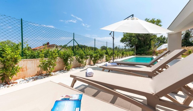 Echo villa, Istra, pool jacuzzi, BBQ, pet friendly