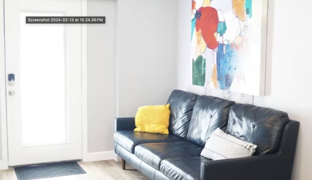 Eclectic 1 Bedroom Apt in Downtown Orlando. 15mins from Airport & UCF.