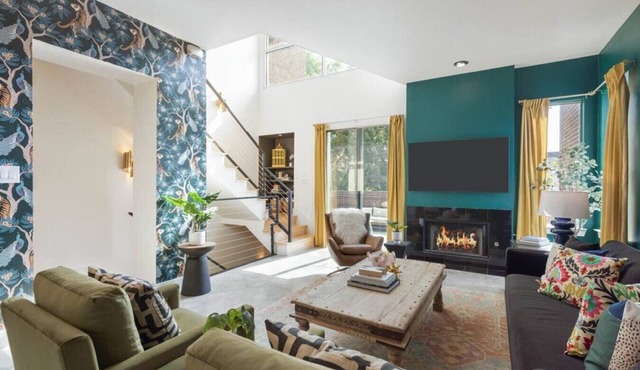 Eclectic 3-Story Townhouse - Central Location!