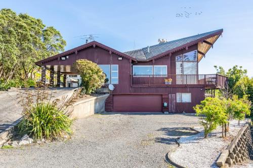 Eclectic 70s Mansion