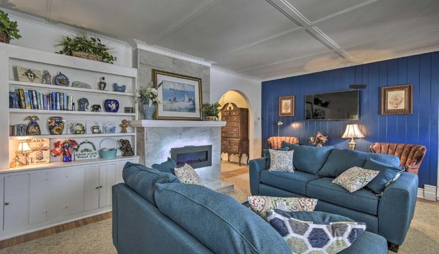 Eclectic Manitowoc Vacation Rental Near Marina!