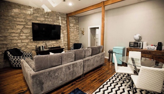 Eclectic Upper Loft Downtown