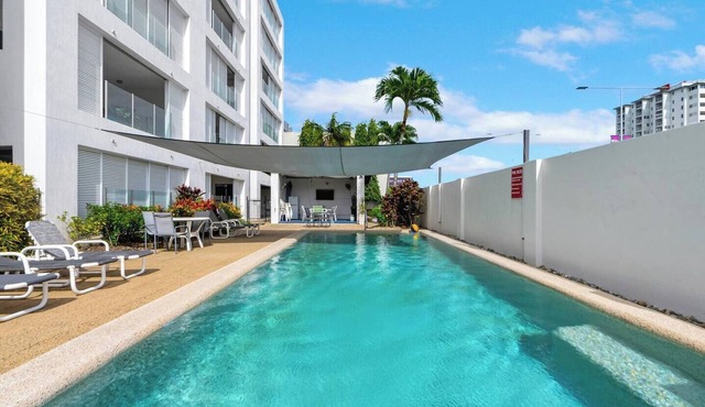 Eclipse A Poolside Family Escape in the CBD